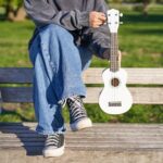 Jak szybko nauczyć się grać na ukulele? Sprawdzone metody i porady