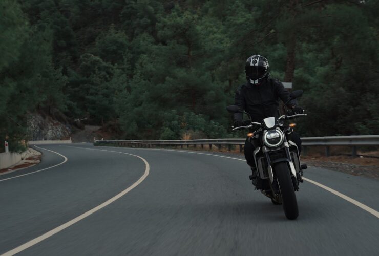 Bezpieczeństwo i styl - świat motocyklowych ubrań